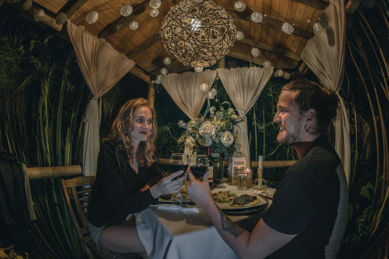 Levit Glamping - Hotel Guatape Penol (Adults Only) ภายนอก รูปภาพ