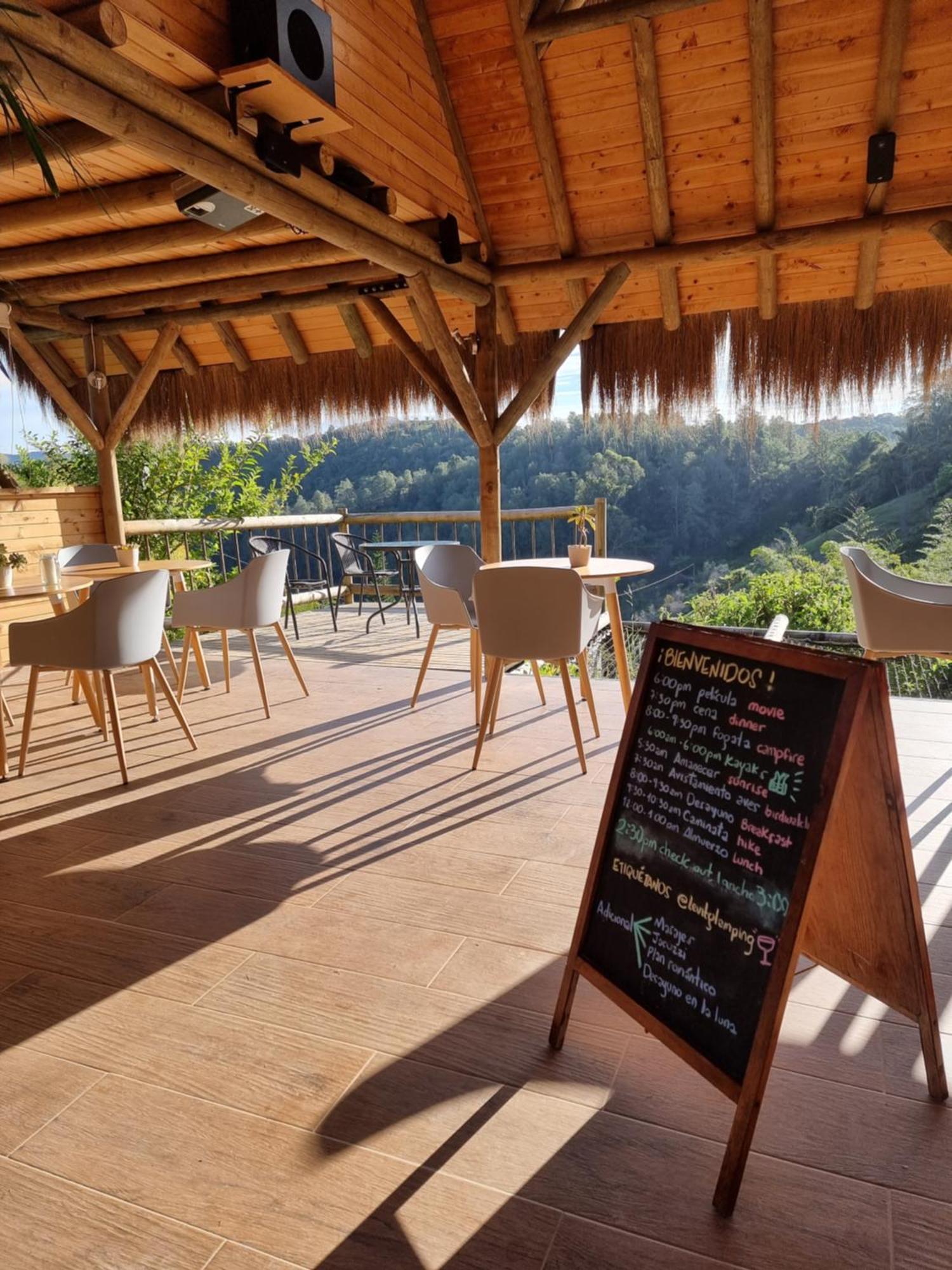 Levit Glamping - Hotel Guatape Penol (Adults Only) ภายนอก รูปภาพ