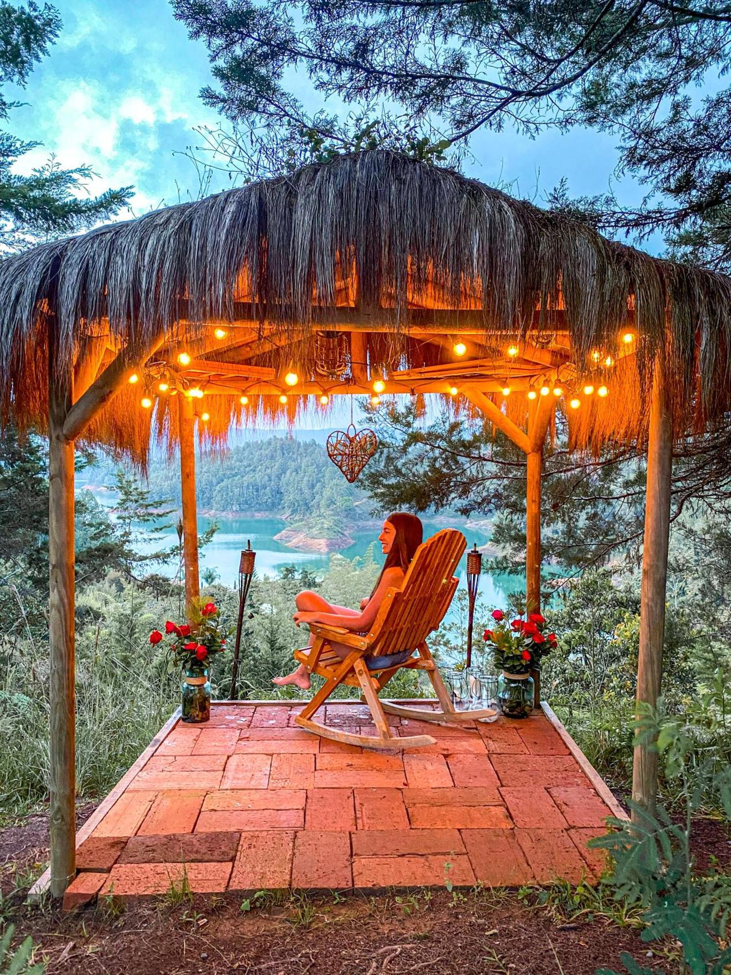 Levit Glamping - Hotel Guatape Penol (Adults Only) ภายนอก รูปภาพ