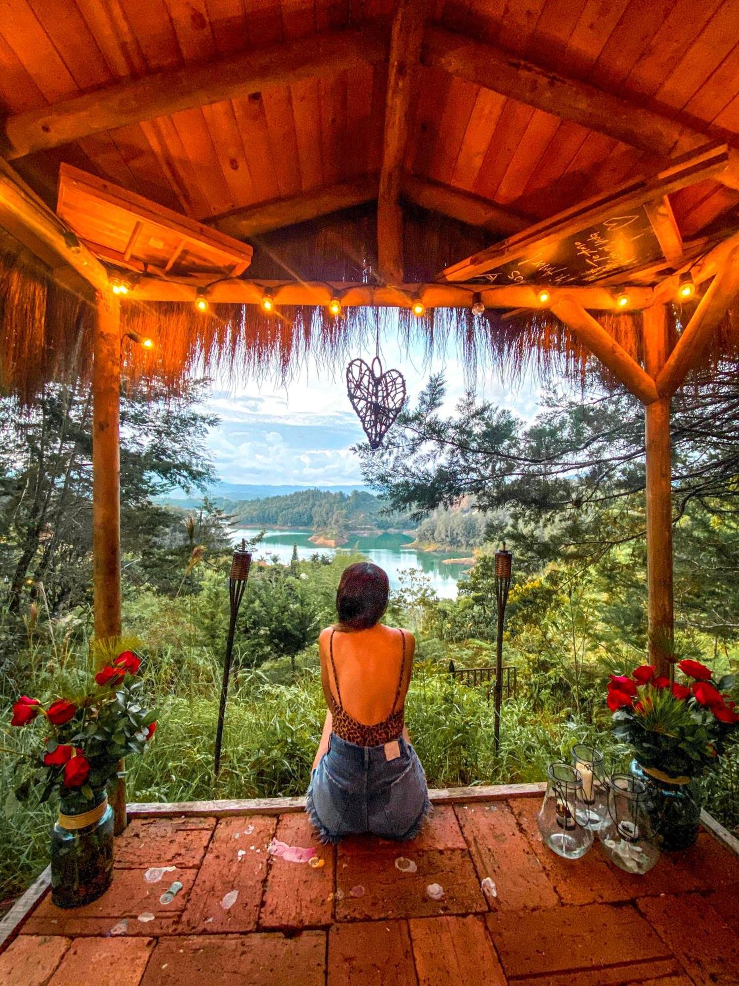 Levit Glamping - Hotel Guatape Penol (Adults Only) ภายนอก รูปภาพ
