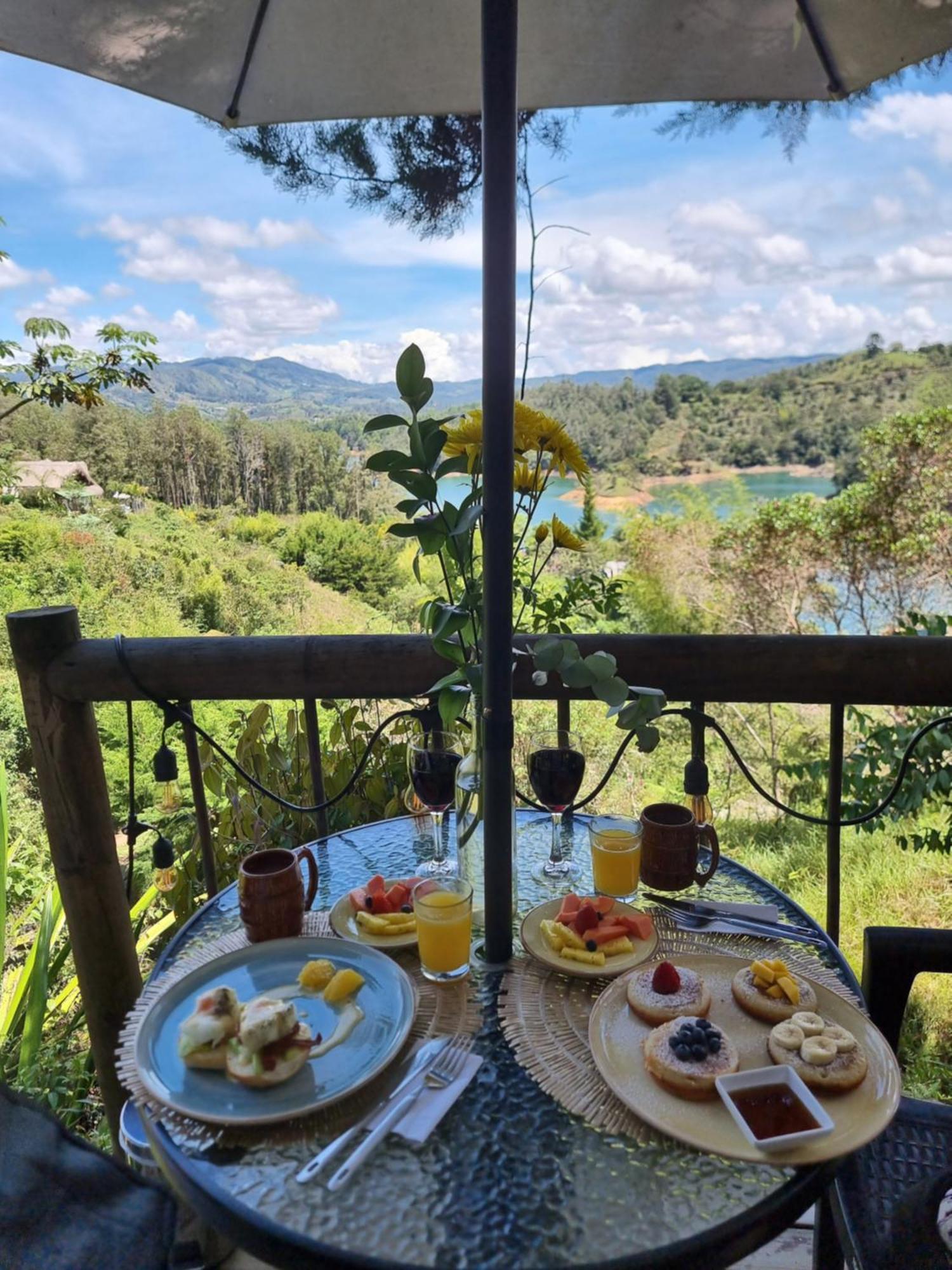 Levit Glamping - Hotel Guatape Penol (Adults Only) ภายนอก รูปภาพ